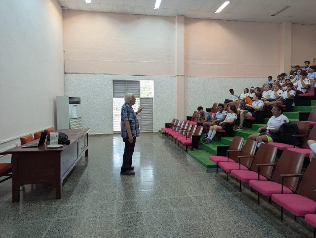 Minuto a minuto: Universidad de La Habana en La Lenin 11 1000030973